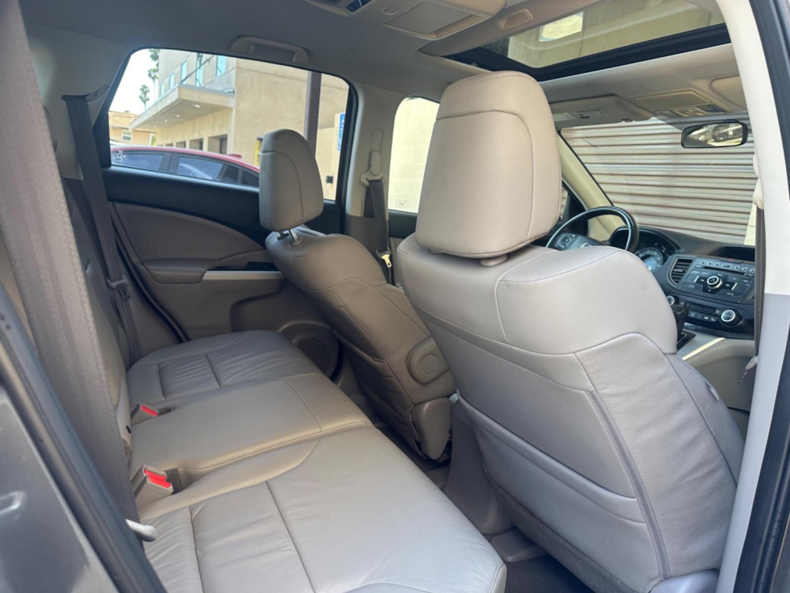 2012 BLUE /GRAY Honda CR-V leather (JHLRM3H70CC) with an 4 CYLINDER engine, Automatic transmission, located at 30 S. Berkeley Avenue, Pasadena, CA, 91107, (626) 248-7567, 34.145447, -118.109398 - Photo #21